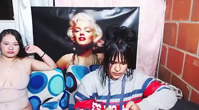 emily 69 porno online show from 12-12-24, 11:06