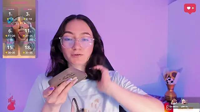 Snapshot of haanna_thompsoon chatting on 01-28-25, 11:17 haanna thompsoon online show from 01-28-25, 11:17