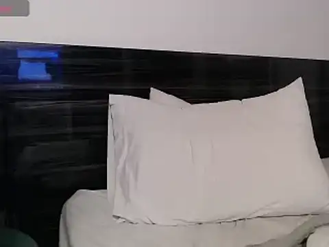 Snapshot of FaustoCock chatting on 02-21-25, 03:12 FaustoCock online show from 02-21-25, 03:12