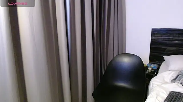 Snapshot of FaustoCock chatting on 03-11-25, 04:51 FaustoCock online show from 03-11-25, 04:51