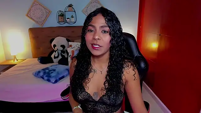 Edelaine rogers online show from 04-19-26, 04:02