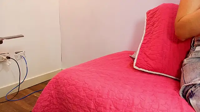 Amy wats0n online show from 09-12-25, 07:02