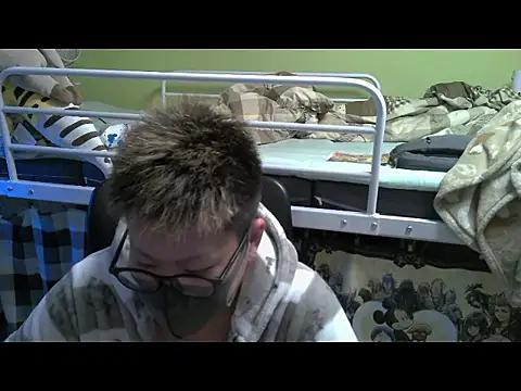 Snapshot of Owl1216 chatting on 11-22-25, 11:42 Owl1216 online show from 11-22-25, 11:42