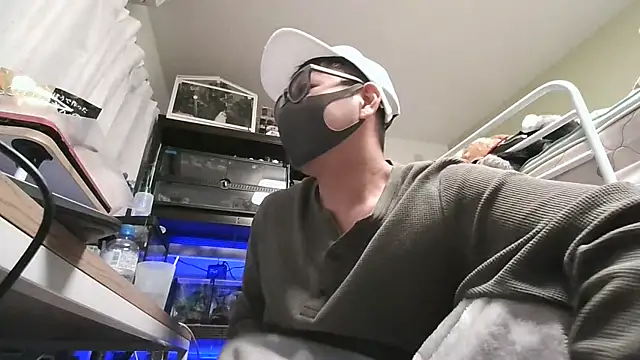 Snapshot of Owl1216 chatting on 12-07-24, 04:20 Owl1216 online show from 12-07-24, 04:20