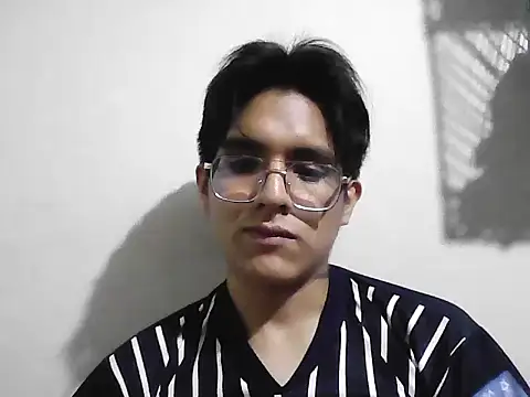 Snapshot of HardDick2 chatting on 03-03-26, 06:31 HardDick2 online show from 03-03-26, 06:31