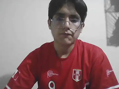 Snapshot of HardDick2 chatting on 06-16-26, 04:56 HardDick2 online show from 06-16-26, 04:56
