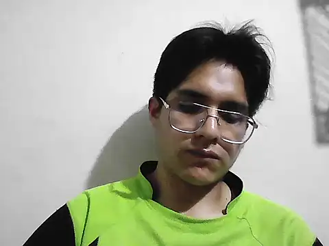 Snapshot of HardDick2 chatting on 02-25-26, 05:29 HardDick2 online show from 02-25-26, 05:29