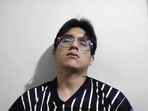 Snapshot of HardDick2 chatting on 03-01-26, 06:02 HardDick2 online show from 03-01-26, 06:02