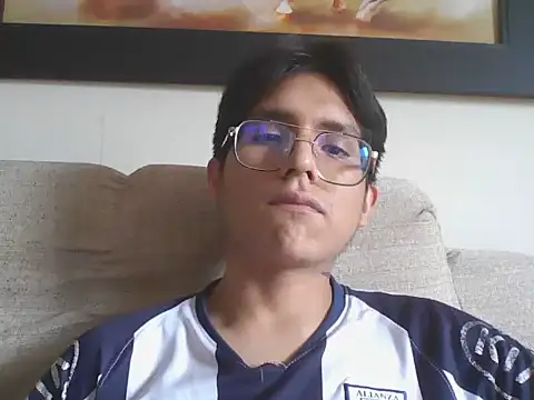 Snapshot of HardDick2 chatting on 06-14-26, 07:59 HardDick2 online show from 06-14-26, 07:59