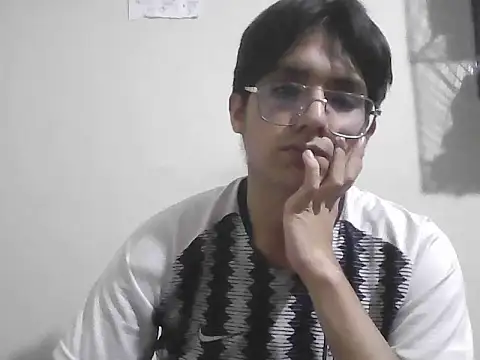 Snapshot of HardDick2 chatting on 06-27-26, 04:51 HardDick2 online show from 06-27-26, 04:51