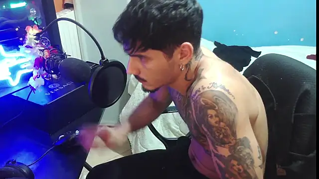 Badboyi1997 online show from 10-15-25, 12:09