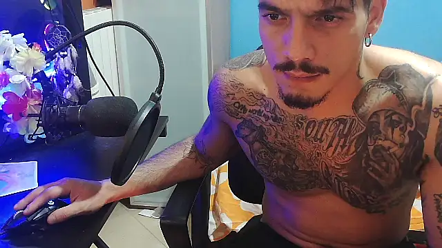 Badboyi1997 online show from 10-06-25, 01:07