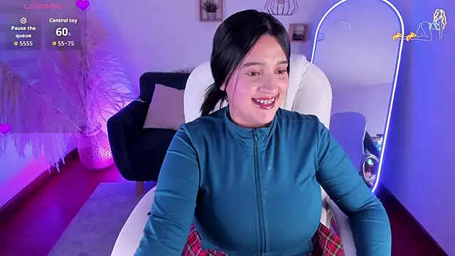 Pamela cheverry online show from 12-18-25, 04:06