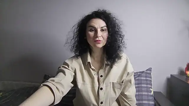 Snapshot of MiraLove362 chatting on 03-19-25, 08:32 MiraLove362 online show from 03-19-25, 08:32