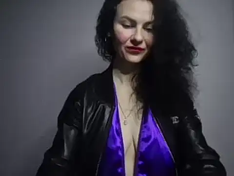 Snapshot of MiraLove362 chatting on 12-02-24, 08:28 MiraLove362 online show from 12-02-24, 08:28