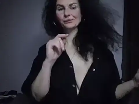 Snapshot of MiraLove362 chatting on 12-06-24, 12:07 MiraLove362 online show from 12-06-24, 12:07