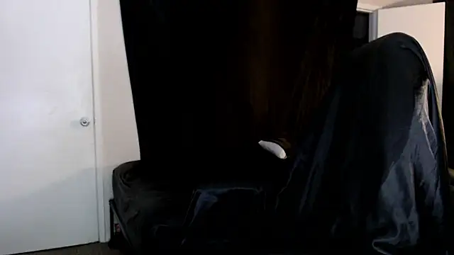 liadivina online show from 03-22-25, 07:36