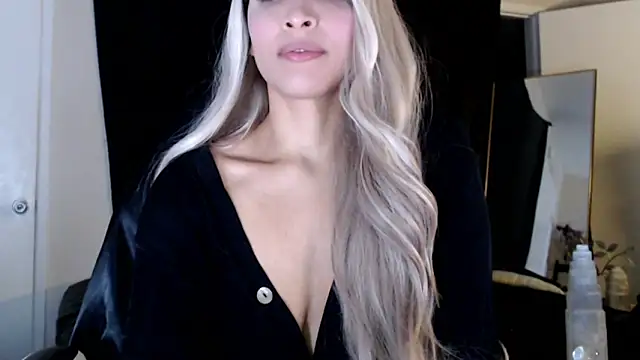 liadivina online show from 03-05-25, 07:05