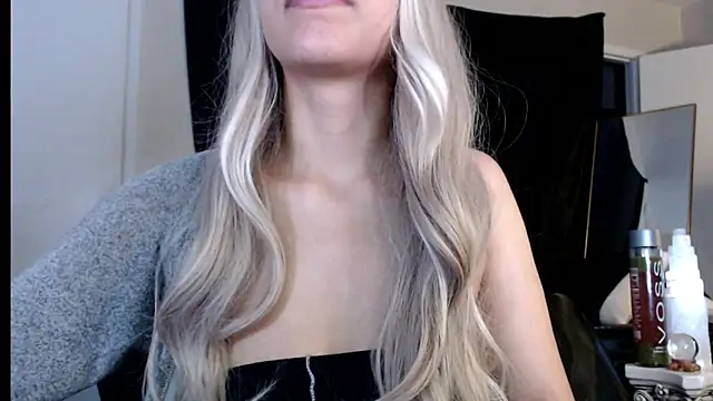 liadivina online show from 02-27-25, 10:22