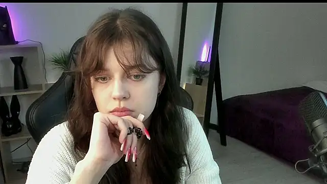Snapshot of Este_Glen chatting on 02-27-25, 11:28 Este Glen online show from 02-27-25, 11:28