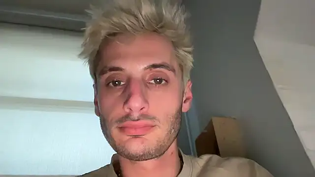 Snapshot of Dylansd chatting on 01-14-25, 12:45 Dylansd online show from 01-14-25, 12:45