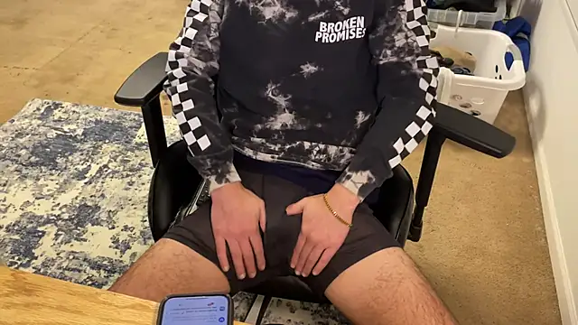 Snapshot of Dylansd chatting on 01-06-25, 06:47 Dylansd online show from 01-06-25, 06:47