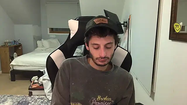 Snapshot of Dylansd chatting on 12-15-24, 10:26 Dylansd online show from 12-15-24, 10:26