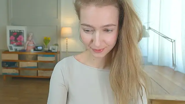 solar bella online show from 02-02-25, 11:07