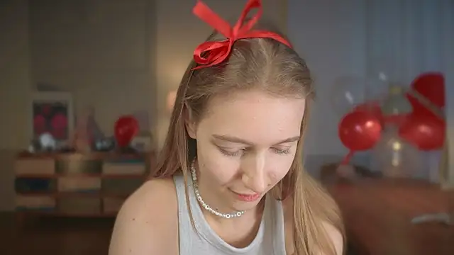 solar bella online show from 02-15-25, 03:39