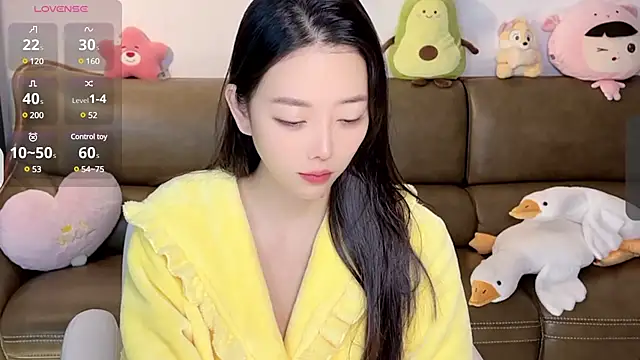 Yilin1999 online show from 02-07-25, 11:55