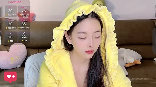 Yilin1999 online show from 02-26-25, 03:21