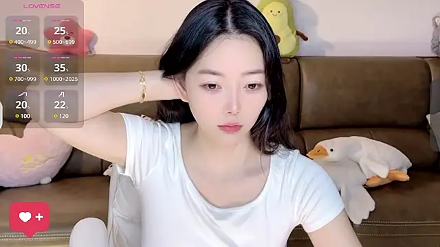 Yilin1999 online show from 03-05-25, 04:13