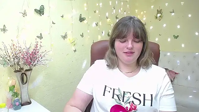 StaceyLex online show from 04-23-26, 05:25