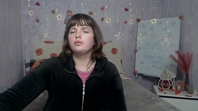 StaceyLex online show from 11-13-25, 06:39