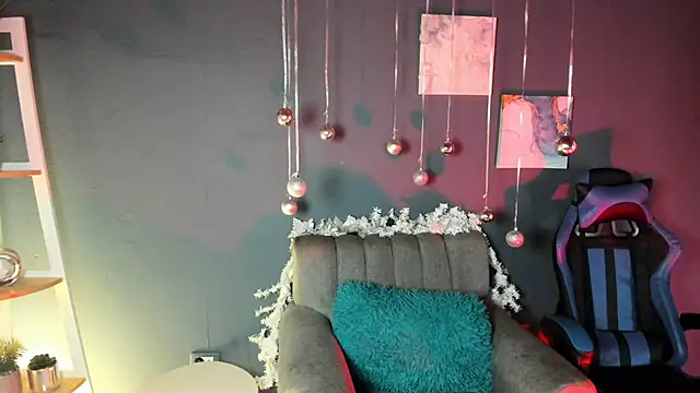 Cami  Smiith online show from 12-11-24, 11:19