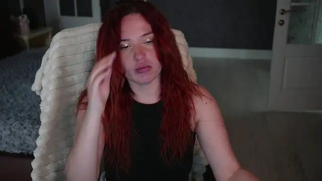 LisaElfy online show from 04-02-26, 02:02