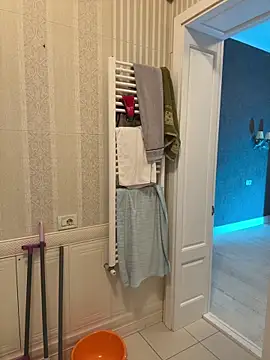 LisaElfy online show from 03-25-26, 06:51