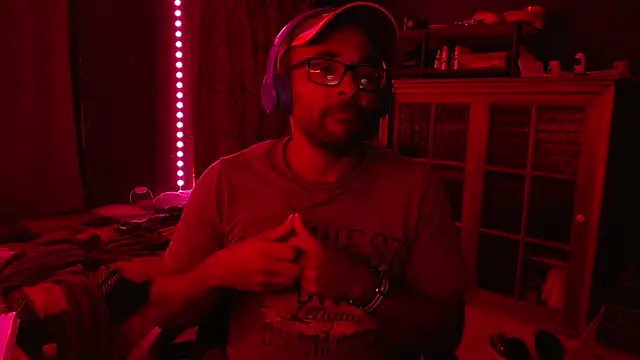        the online show from 12-19-25, 02:37