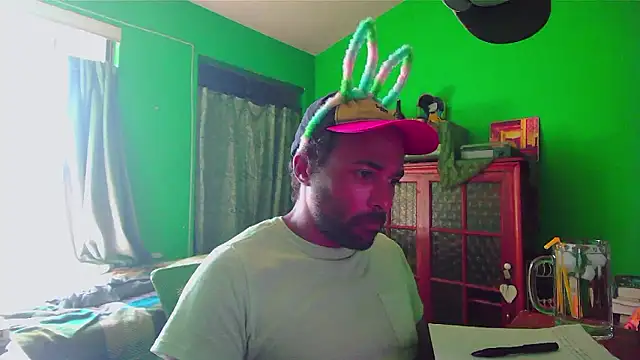        the online show from 03-09-26, 06:00