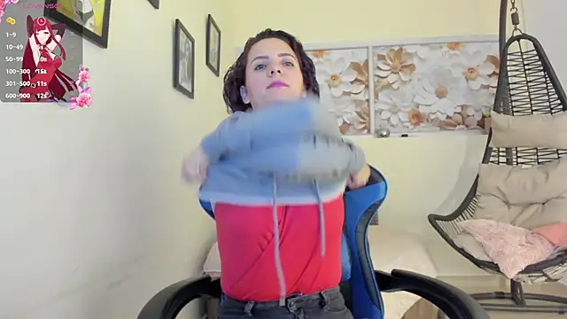 Snapshot of gaby_flow chatting on 03-23-25, 07:20 gaby flow online show from 03-23-25, 07:20