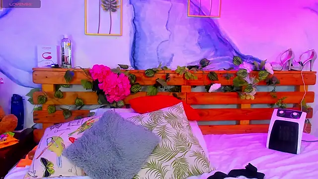 Perla Franco online show from 03-15-25, 10:33