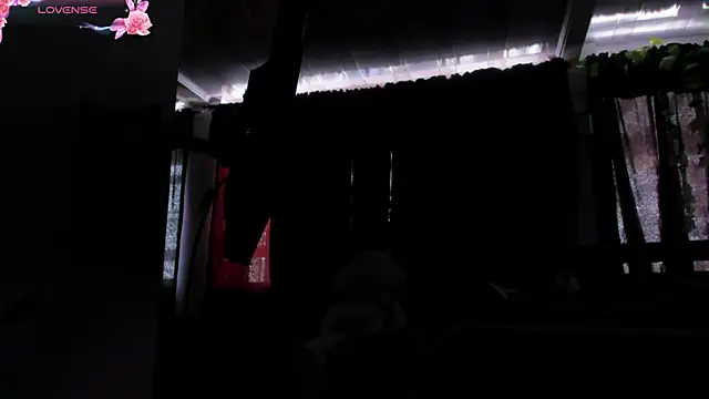 Snapshot of Perla_Franco chatting on 06-25-26, 06:02 Perla Franco online show from 06-25-26, 06:02