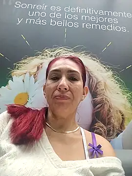 Perla Franco online show from 10-16-25, 09:23