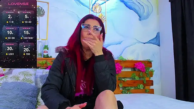 Perla Franco online show from 10-08-25, 05:42