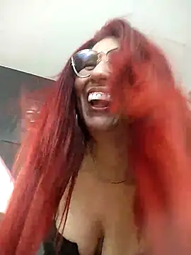 Perla Franco online show from 12-20-25, 06:27