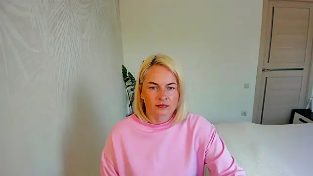 Alicee Gracee online show from 06-21-26, 08:20
