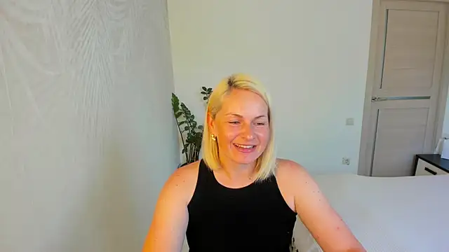 Alicee Gracee online show from 06-24-26, 09:08