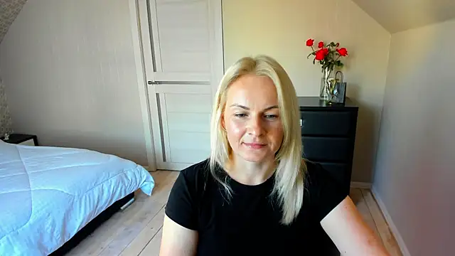 Snapshot of Alicee_Gracee chatting on 10-03-25, 07:54 Alicee Gracee online show from 10-03-25, 07:54