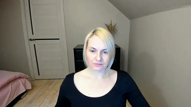 Snapshot of Alicee_Gracee chatting on 03-04-25, 06:29 Alicee Gracee online show from 03-04-25, 06:29