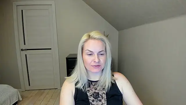 Snapshot of Alicee_Gracee chatting on 02-20-25, 06:57 Alicee Gracee online show from 02-20-25, 06:57